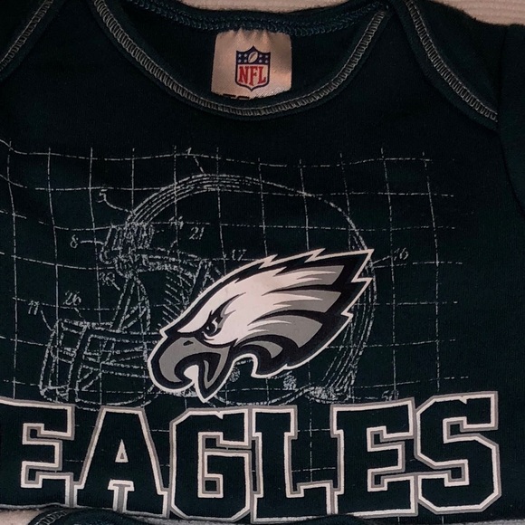 Set of 2 Philadelphia Eagles LS Bodysuits - Picture 7 of 8